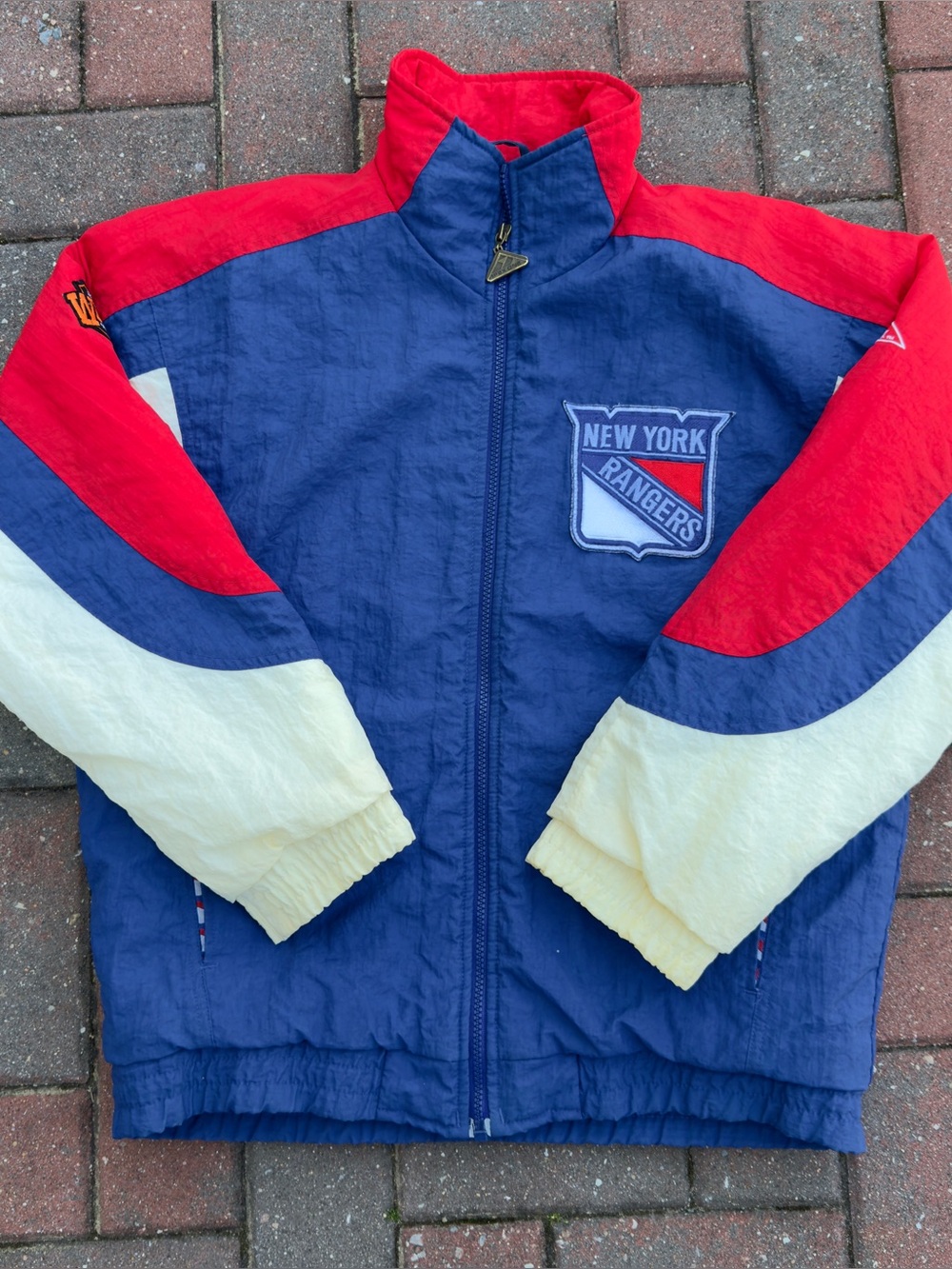 Rangers Vintage 90’s Apex One NHL Wales Conference Jacket Size S